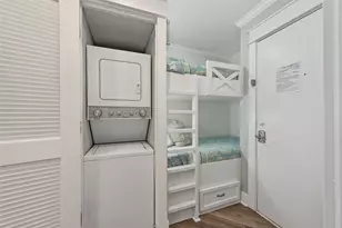 9520 Seawall Blvd, Galveston, TX 77554 - Photo 14