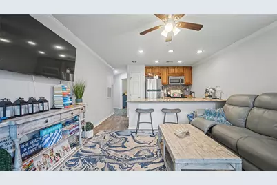 9520 Seawall Boulevard #142, Galveston, TX 77554 - Photo 2