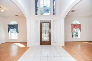 4323 Magnolia Ln, Sugar Land, TX 77478 - Photo 4