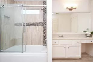 4323 Magnolia Ln, Sugar Land, TX 77478 - Photo 40