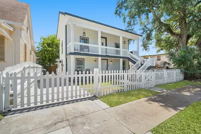 3403 Ursuline Street, Galveston, TX 77550 - Photo 2