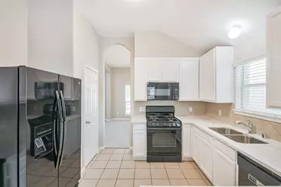 8331 Loetsch Ridge Way, Spring, TX 77379 - Photo 14