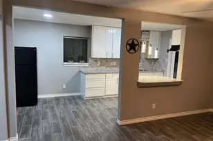 6218 Gaston St, Houston, TX 77016 - Photo 2