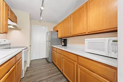 10871 Braes Bend Drive #10871, Houston, TX 77071 - Photo 10