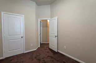 10750 Nathaniel Valley Path, Houston, TX 77016 - Photo 8