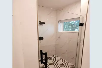 6747 Liverpool Street, Houston, TX 77021 - Photo 14