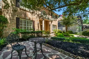 78 N Cochrans Green Cir, The Woodlands, TX 77381 - Photo 26