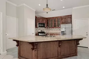 34 Cypress Bayou Ct, The Woodlands, TX 77382 - Photo 10