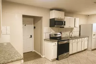 5400 Lotus St, Houston, TX 77085 - Photo 2