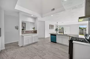16119 Mission Glen Dr, Houston, TX 77083 - Photo 14