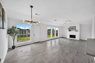 16119 Mission Glen Dr, Houston, TX 77083 - Photo 8