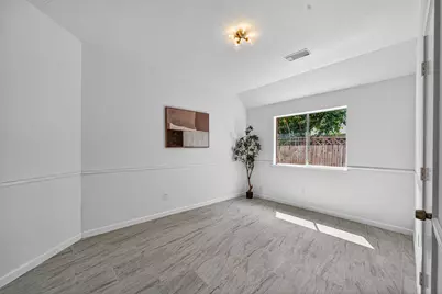 16119 Mission Glen Drive, Houston, TX 77083 - Photo 20