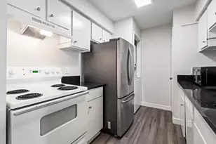 3300 Pebblebrook Dr, Seabrook, TX 77586 - Photo 12