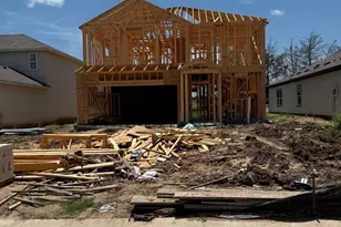 10710 Blocker Ct, Bryan, TX 77801 - Photo 2