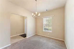 228 Shoshone Ridge Dr, La Marque, TX 77568 - Photo 6