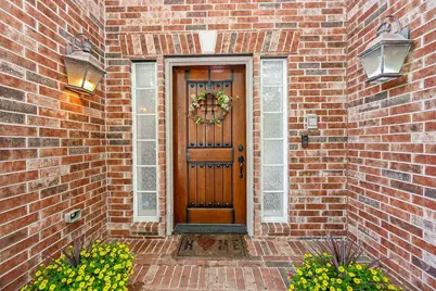 8102 Ashley Circle Drive S, Houston, TX 77071 - Photo 6
