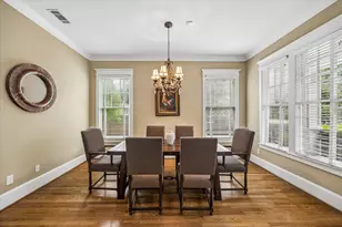 1023 Nicholson St, Houston, TX 77008 - Photo 8