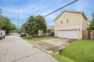 1023 Nicholson St, Houston, TX 77008 - Photo 26