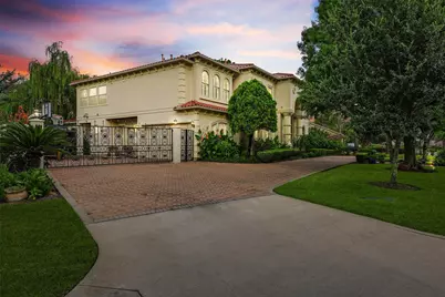 1119 River Glynn Drive, Houston, TX 77063 - Photo 2