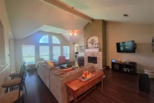 11406 Desert Springs Cir, Houston, TX 77095 - Photo 8