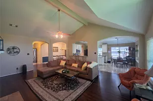 11406 Desert Springs Cir, Houston, TX 77095 - Photo 10