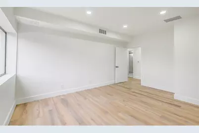 2929 Buffalo Speedway #A204, Houston, TX 77098 - Photo 24