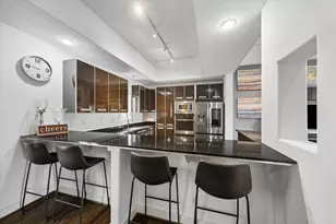 1203 Studer St, Houston, TX 77007 - Photo 4