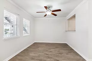 427 W 16th St, Houston, TX 77008 - Photo 2