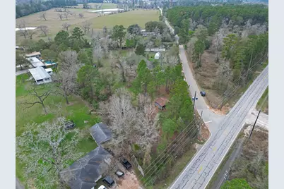 13727 Adams Lane, Pinehurst, TX 77362 - Photo 10