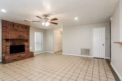 16327 Elmwood Point Lane, Sugar Land, TX 77498 - Photo 8