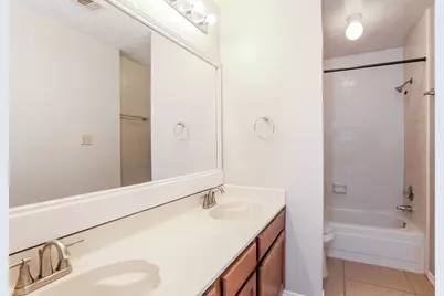16327 Elmwood Point Lane, Sugar Land, TX 77498 - Photo 14