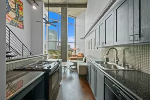 2000 Bagby St, Houston, TX 77002 - Photo 4