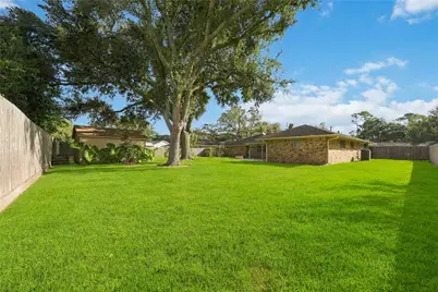 1218 S Booth Lane, Alvin, TX 77511 - Photo 24