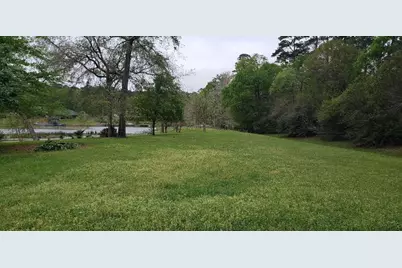 2 Wildwood Lake Drive, Huntsville, TX 77340 - Photo 20