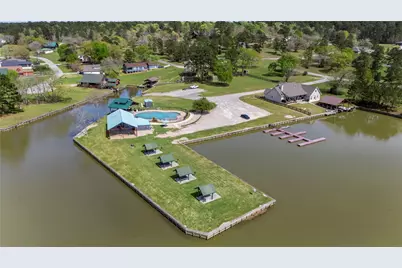 2 Wildwood Lake Drive, Huntsville, TX 77340 - Photo 30