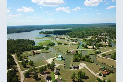 2 Wildwood Lake Drive, Huntsville, TX 77340 - Photo 10