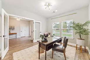 1731 Cheshire Ln, Houston, TX 77018 - Photo 6