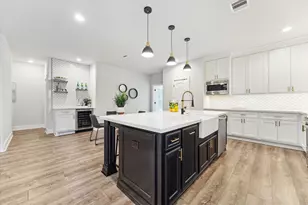 1731 Cheshire Ln, Houston, TX 77018 - Photo 12