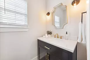 1731 Cheshire Ln, Houston, TX 77018 - Photo 18