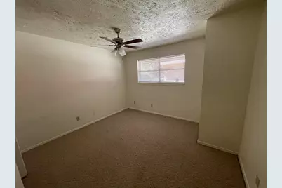 704 Cline, Huntsville, TX 77340 - Photo 8