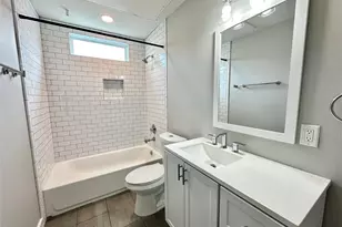 225 N Everton St, Houston, TX 77003 - Photo 10