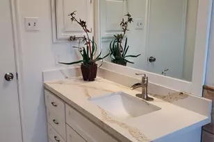 13002 Nantucket Dr, Sugar Land, TX 77478 - Photo 12