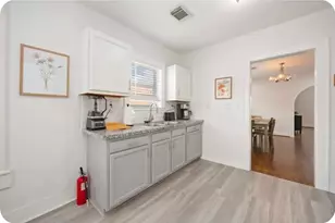 2714 Palm St, Houston, TX 77004 - Photo 16