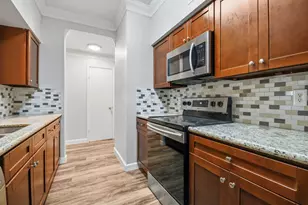 3800 Tanglewilde St, Houston, TX 77063 - Photo 6