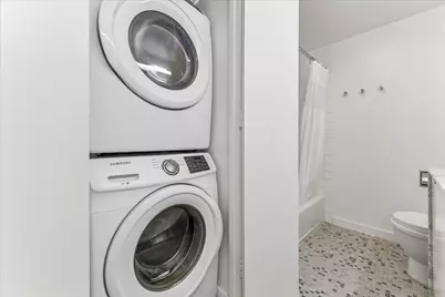 5000 Montrose Boulevard #6B, Houston, TX 77006 - Photo 16