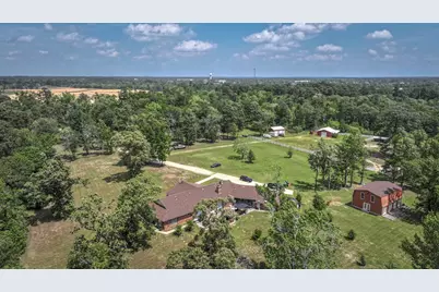 1 Hi Lo Lane, Conroe, TX 77303 - Photo 2