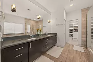 1613 Vermont St, Houston, TX 77006 - Photo 16
