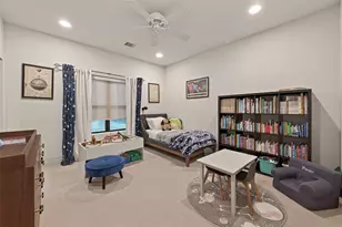 1613 Vermont St, Houston, TX 77006 - Photo 20