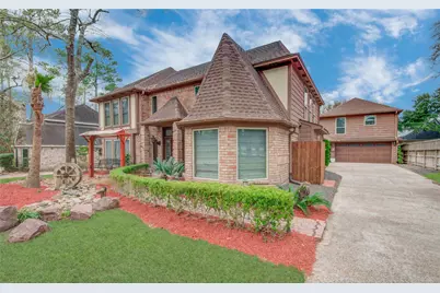 442 Stephen F Austin Drive Drive, Conroe, TX 77302 - Photo 2