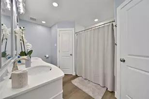 3700 83rd St, Galveston, TX 77554 - Photo 28